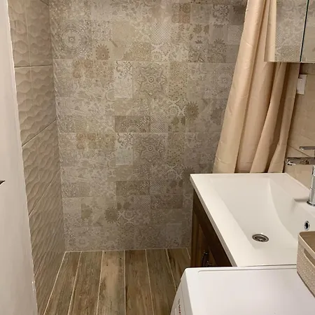 Mala Aleja Apartment *